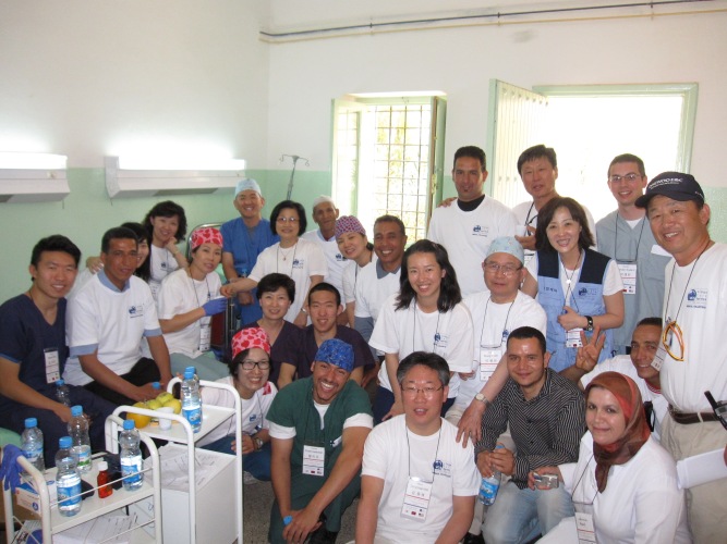 Some of the volunteers and staff in Morocco